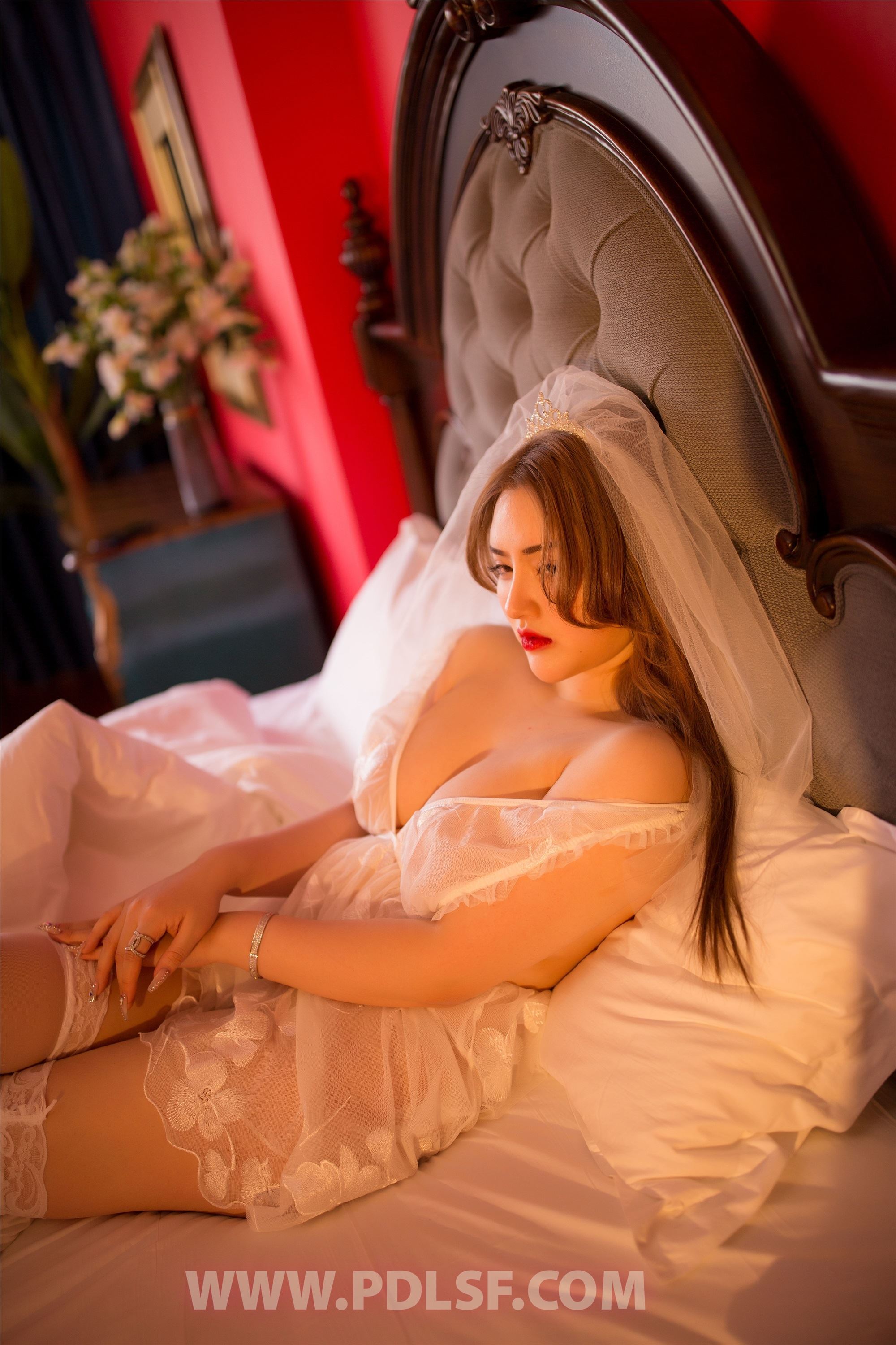 PDL潘多拉  2020.06.09 NO.298 新疆妹纸